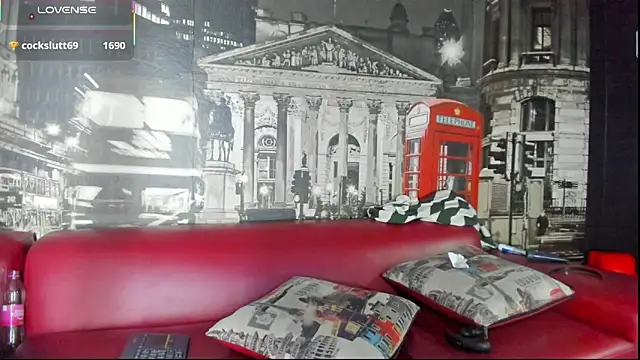 แชท XXX สดของ CloeRodriguez