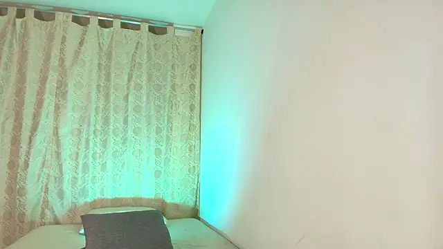 Czat XXX na żywo – Tinny_and_Candy