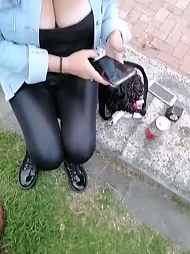 sophie_banger: απευθείας συνομιλία ΧΧΧ