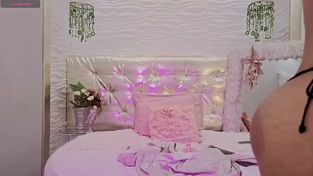 Chat XXX en directo de MaddyCooper_