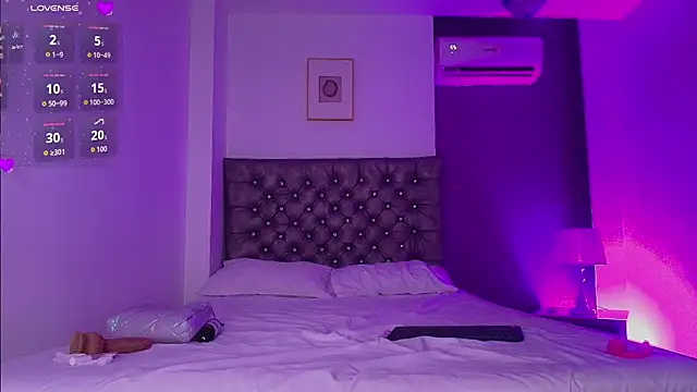 LauriLenixn Live XXX chat