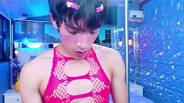 Онлайн чат XXX AlecciaNova