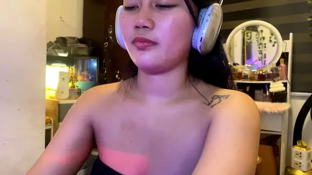 GlindaDejardinの  ウェブカメラショー