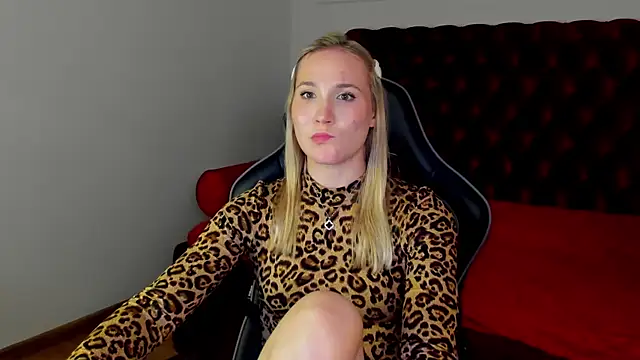 ElaraVoltage 现场XXX聊天