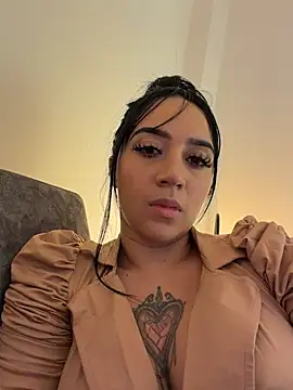 EmmyEvans1 Chat XXX live