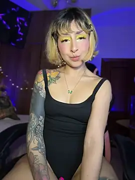 دردشة Cinamoonn الجنسية المباشرة