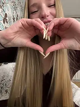 Czat XXX na żywo – adel_secret