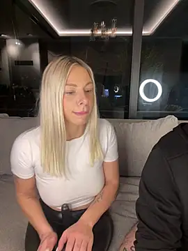 Pertunjukan Kamera Web SexOnMyLvL