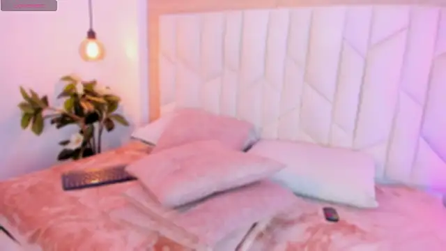 michele_jones Adlı Modelin Canlı XXX Sohbeti