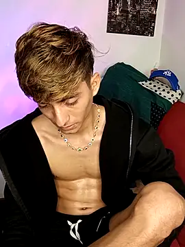 Andy_Keinn Live XXX chat