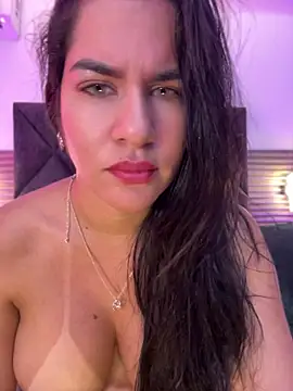 Zafira_AlabiのライブXXXチャット