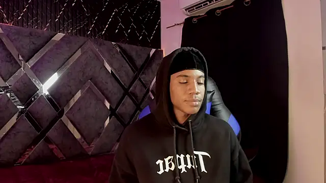 axel_silva4's Live XXX Chat