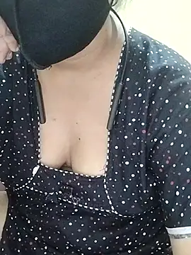 Sexynageena 现场XXX聊天