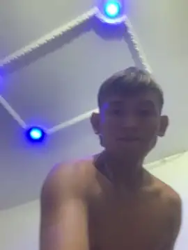 Babyalienqm Webcam-Show