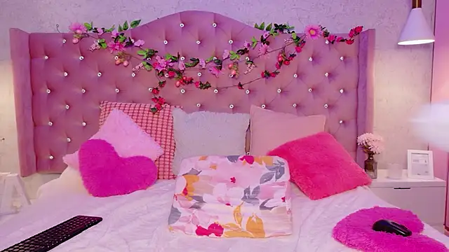 EllieNeptune_'s Live XXX Chat