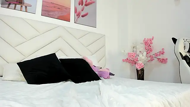 Jasmin_evano29 Adlı Modelin Canlı XXX Sohbeti