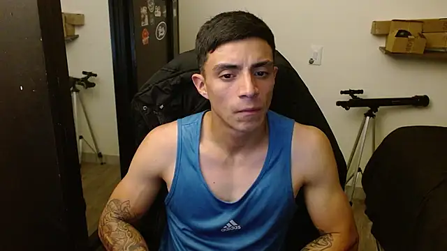 kv___xxx_ Show Webcam