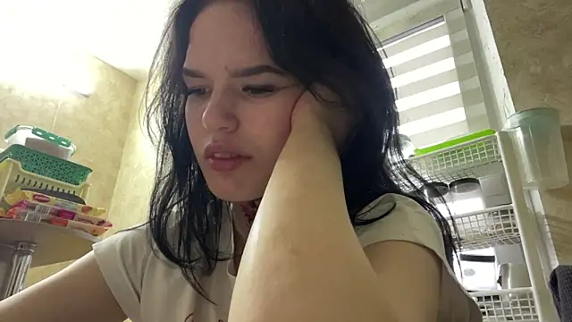 Chatroom XXX en direct de SlitheryTrudge