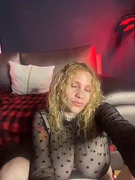 Chat +18 de EvangelineLove_ ao vivo