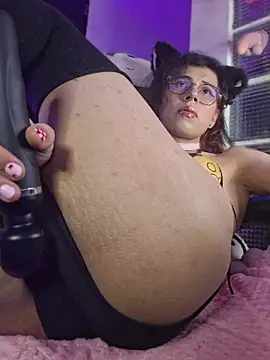 Chat XXX Live Sweet-SharoKitty