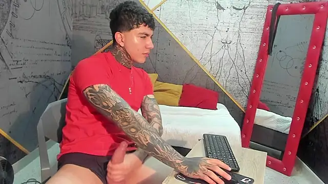 Gury_tattoo: онлайн-секс-чат