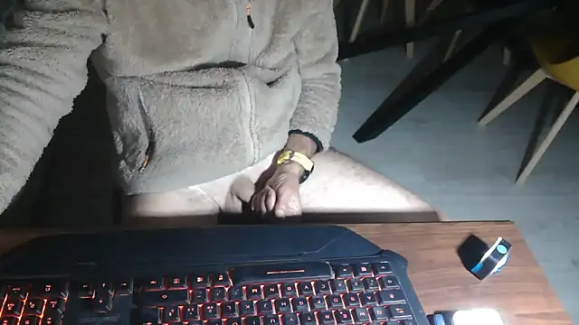 Adri_gard – webcam-show