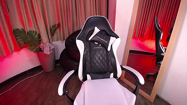 lexy_the_best 现场XXX聊天