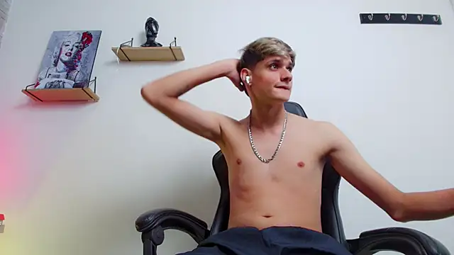 flaquito___ live XXX chat