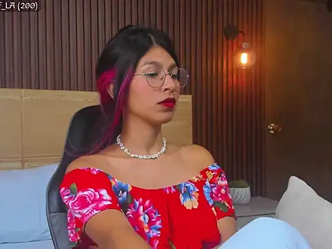 rosalita4_ Chat XXX live