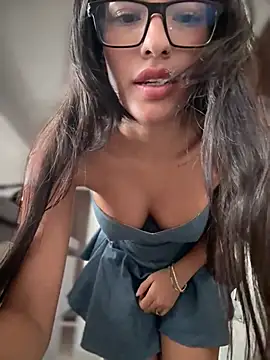 DulceLenns Chat XXX live