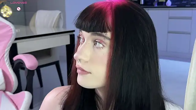 Chat XXX en directo de Vailyreb_