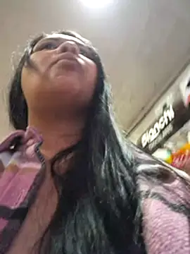 Alessandraa- – webcam-show