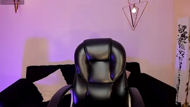 Онлайн чат XXX JuanitaClay