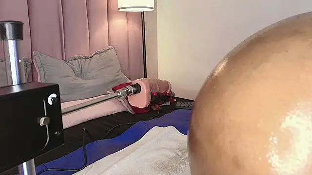 HallyBans' Webcam Show