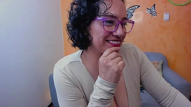 scarlet_wet লাইভ XXX চ্যাট