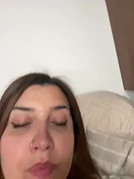 Novababy18 webkamerás műsora