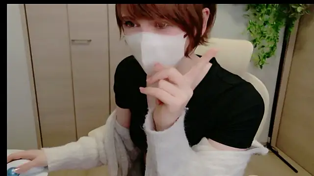 Emilia0606のウェブカメラショー