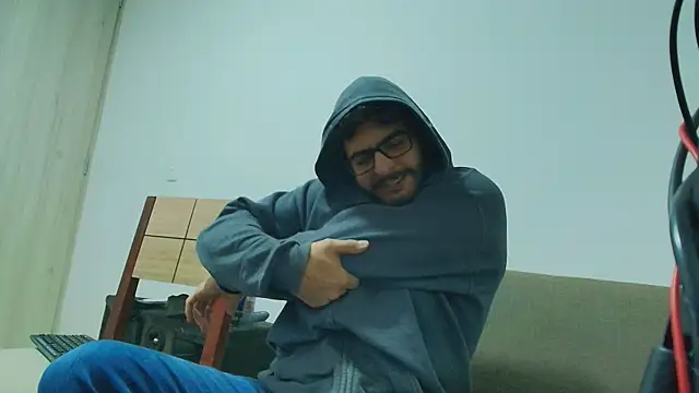 thomas_gun লাইভ XXX চ্যাট