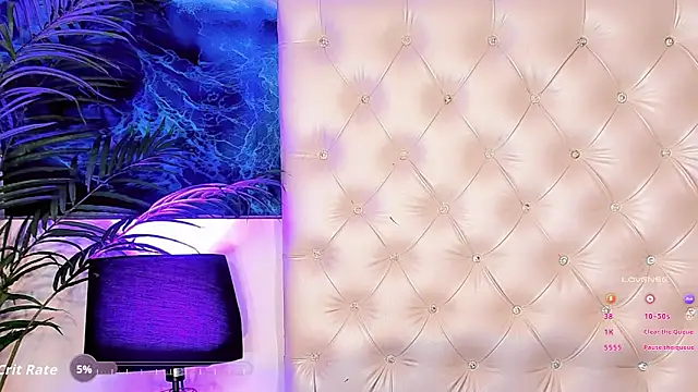 Pokazy przed kamerką – Keira_Fox31