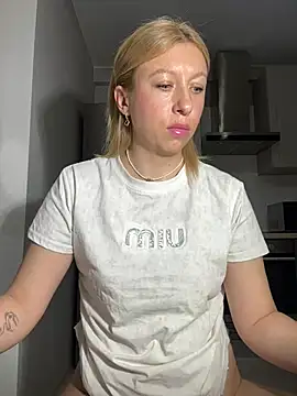 Онлайн чат XXX Kittie_Valentine