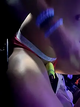 gurlnips Webcam-Show