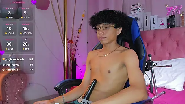 Chatroom XXX en direct de _taylor_black