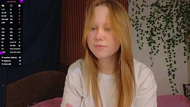 XXX chat uživo modela VoidElaris