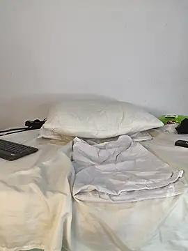 AgathaPember's Live XXX Chat