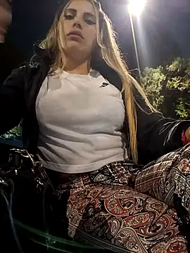 Chat XXX en directo de Cata_city1106