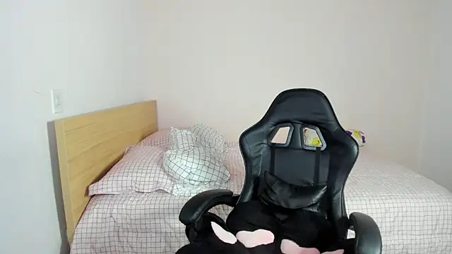 nina_pons – Live XXX-chat