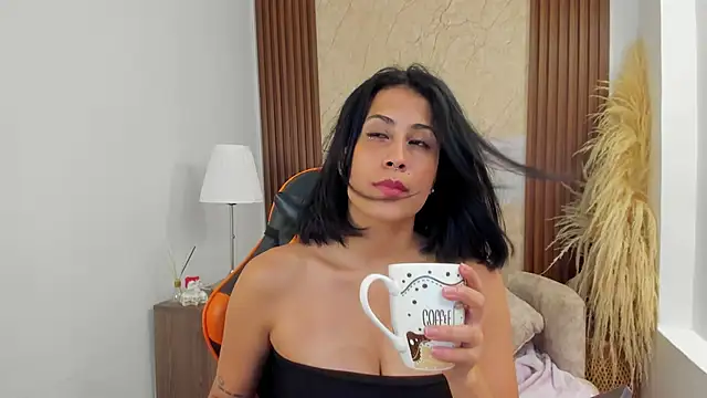 Thais_kim Live XXX-chat