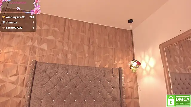 Chatroom XXX en direct de Zamahara_Rodriguez