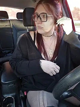 wildyoungNhorny's Live XXX Chat