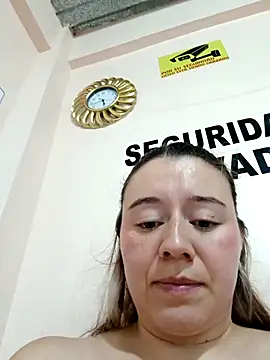 Chatroom XXX en direct de Hannah-colx